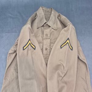 Military WWII Vintage US Army Long Sleeve Khaki Shirt Distressed Neck 14x32